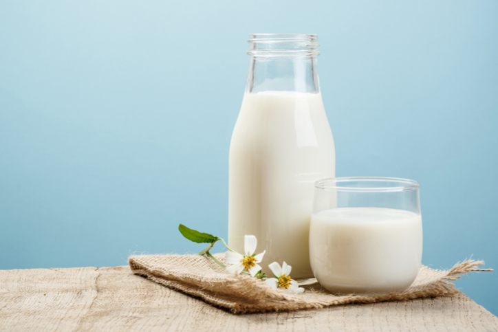 Chăm sóc da  bằng sữa tươi giúp trị nám